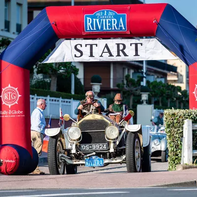 Carrera Riviera