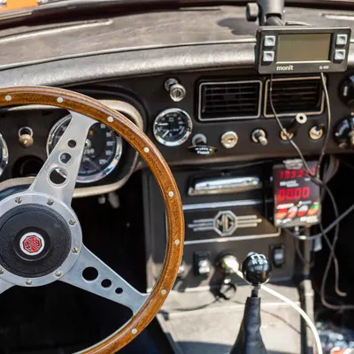 Carrera Riviera