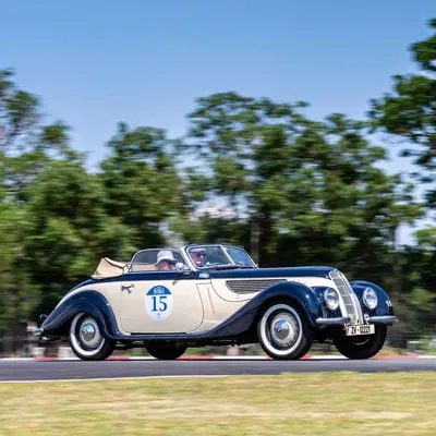 Carrera Riviera