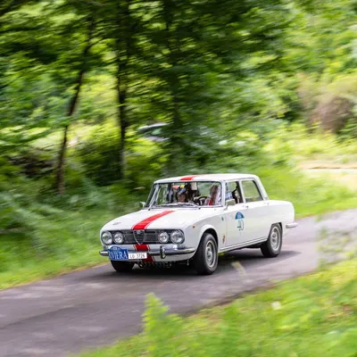 Carrera Riviera