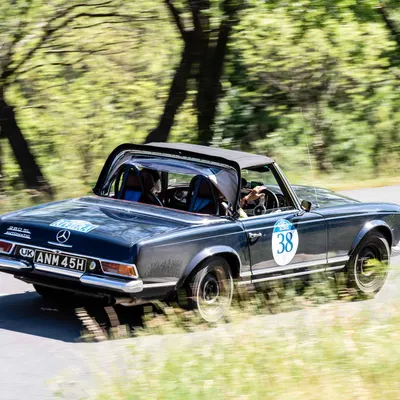 Carrera Riviera