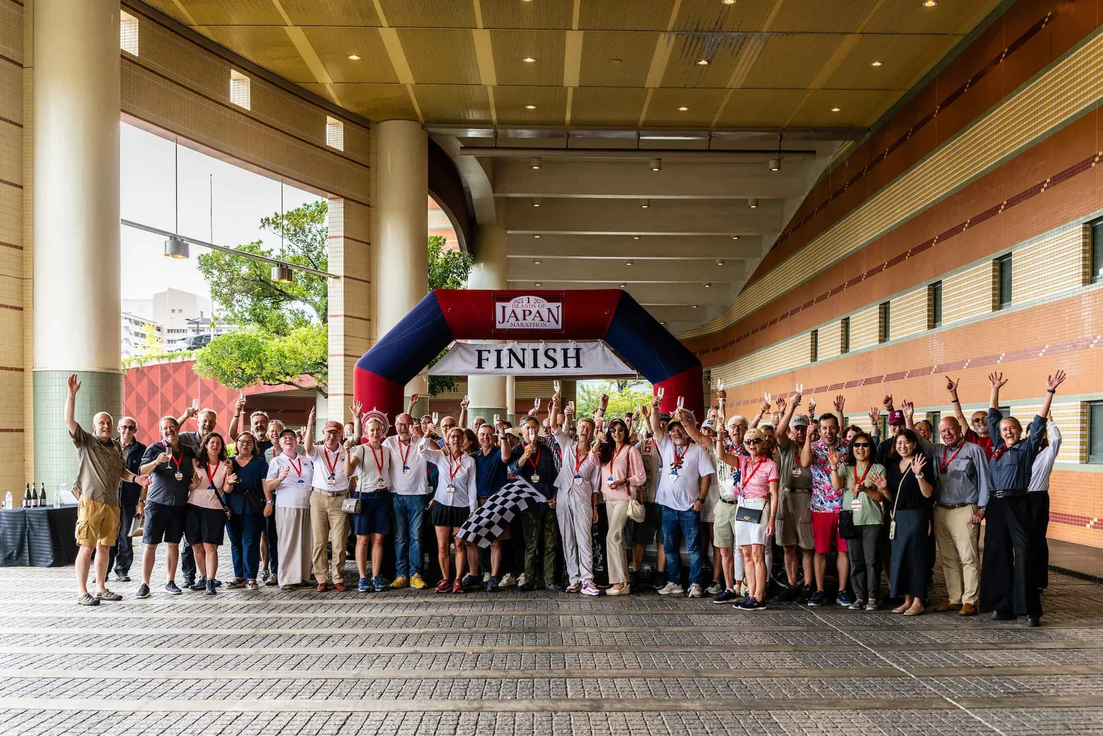 1925 BENTLEY CELEBRATES ITS 100th BIRTHDAY IN STYLE WITH VICTORY ON EPIC ISLANDS OF JAPAN MARATHON