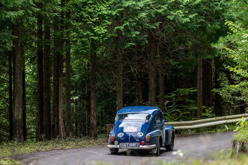 1925 BENTLEY CELEBRATES ITS 100th BIRTHDAY IN STYLE WITH VICTORY ON EPIC ISLANDS OF JAPAN MARATHON