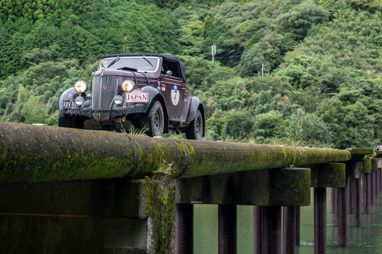 1925 BENTLEY CELEBRATES ITS 100th BIRTHDAY IN STYLE WITH VICTORY ON EPIC ISLANDS OF JAPAN MARATHON
