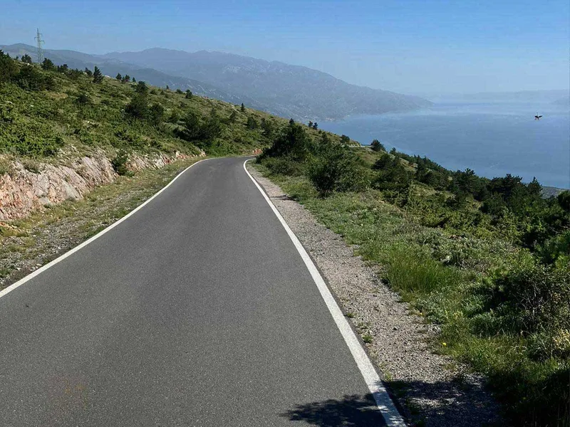 AUSTRIA TO ATHENS RECCE REPORT