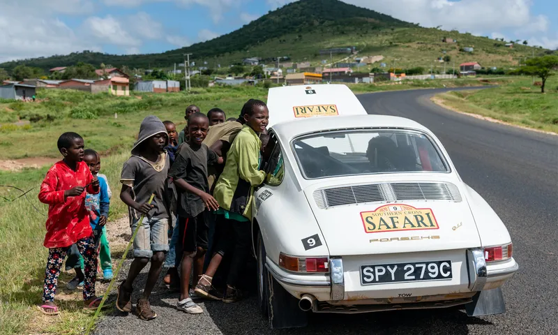 BENTLEY TAKES TOP HONOURS ON EPIC EAST AFRICAN ADVENTURE
