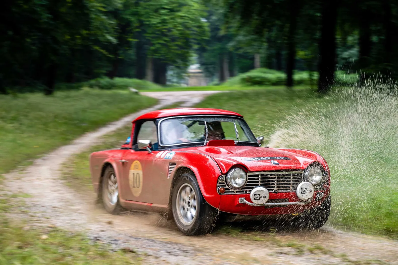 CLOVERLEAF EVENTS REVIVE SPIRITS AS RALLY THE GLOBE RETURNS TO THE OPEN ROAD