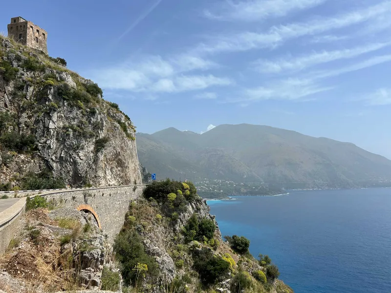 DISCOVERING SICILY