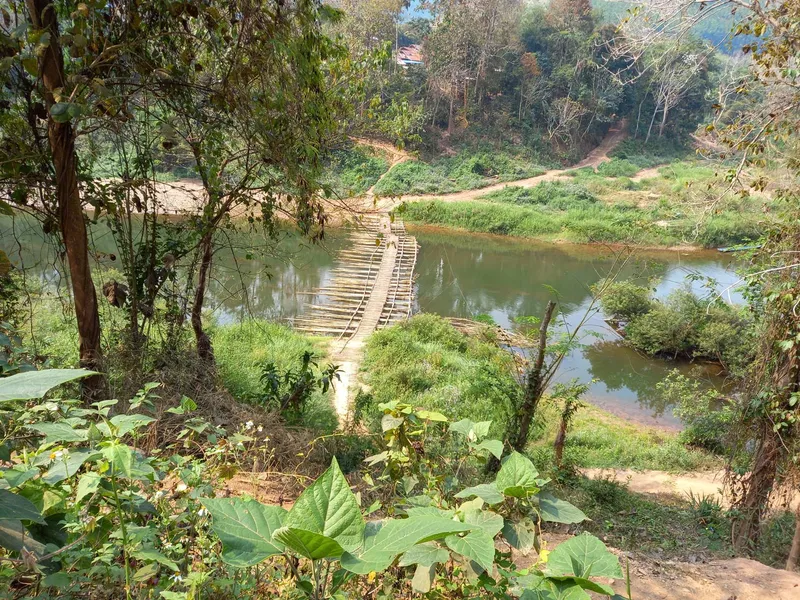 SURVEYING THE ROAD TO HANOI